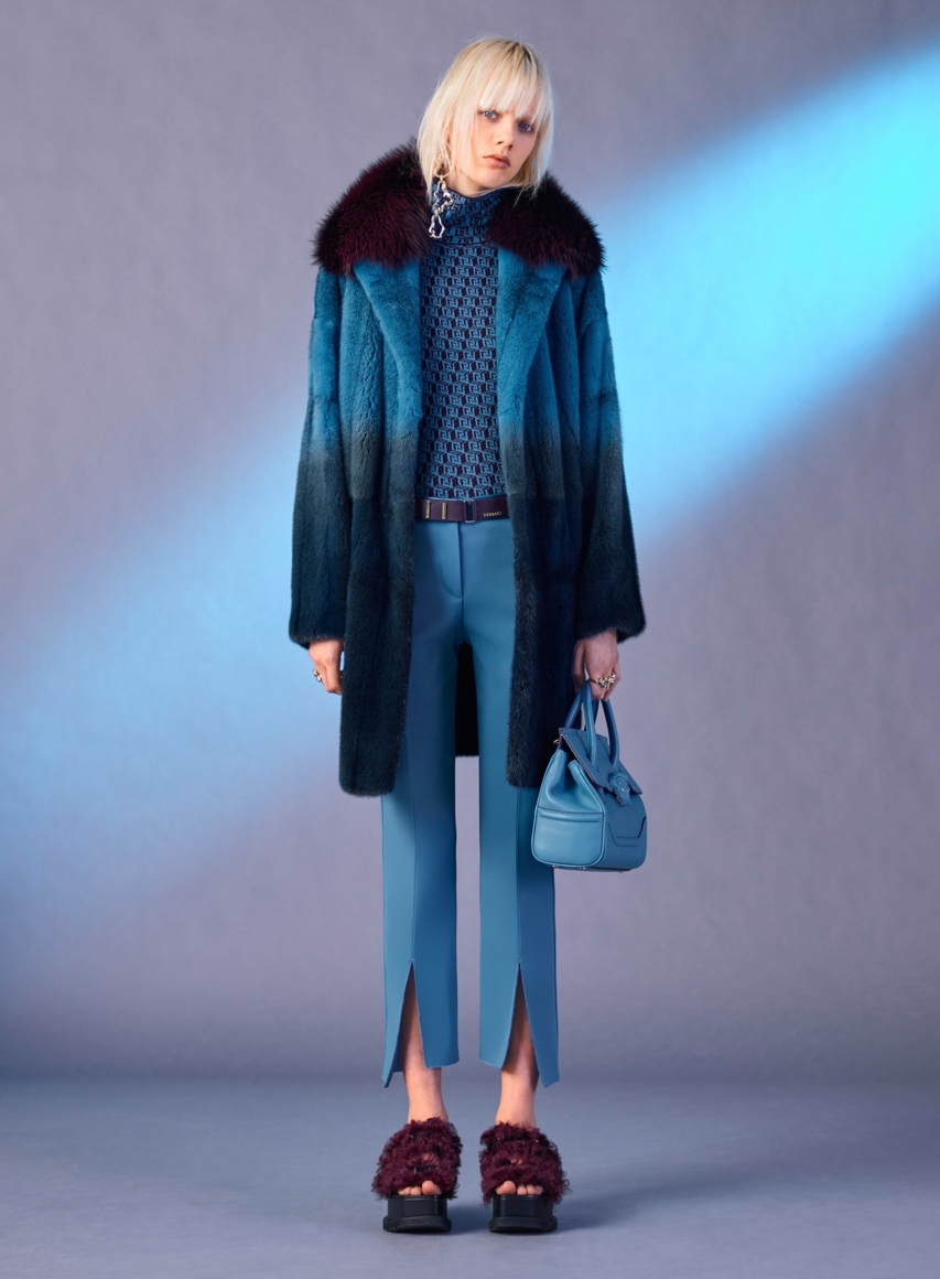 584ed3668b08f - VERSACE PRE-FALL 2017