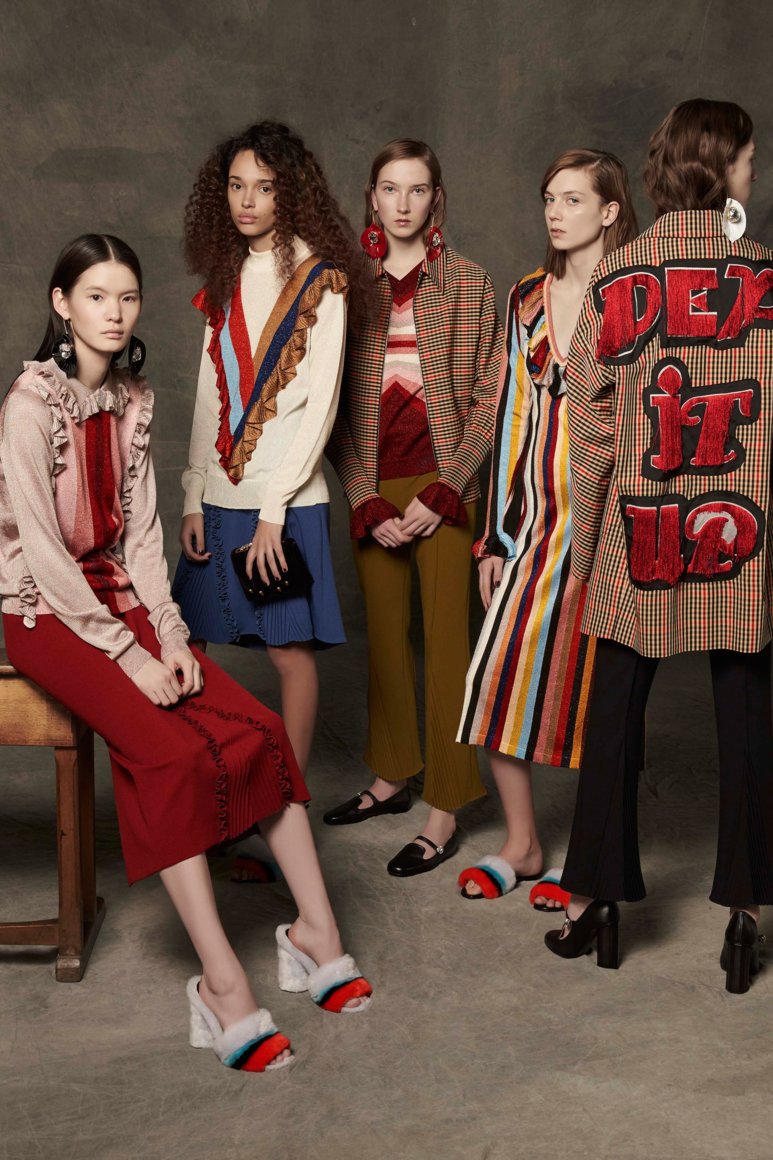 58768bccf30bc - Marco de Vincenzo Pre-Fall 2017