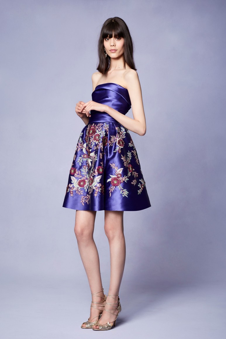 5943cfca71105 - Marchesa Resort 2018