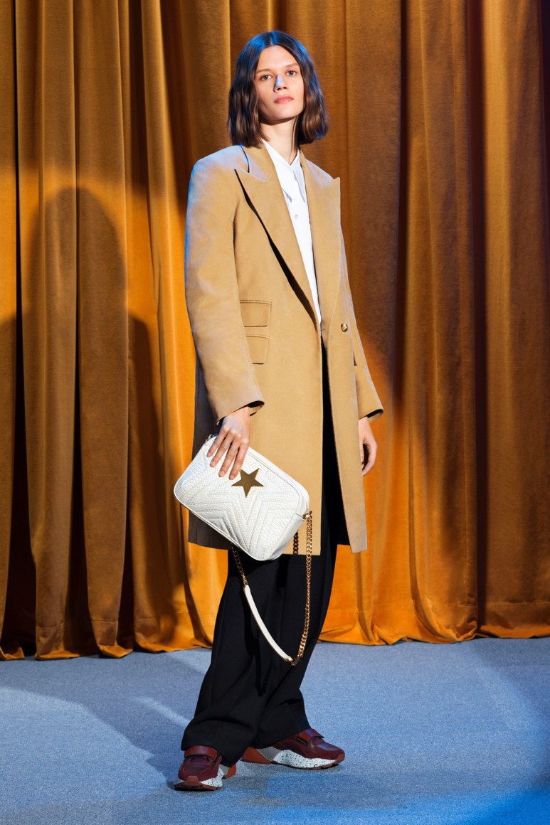 5938f916a1203 - STELLA MCCARTNEY RESORT 2018