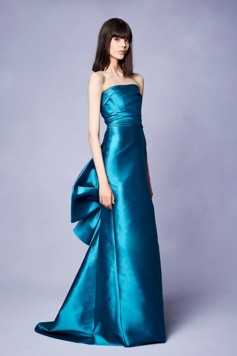 5943d25de8281 - Marchesa Resort 2018