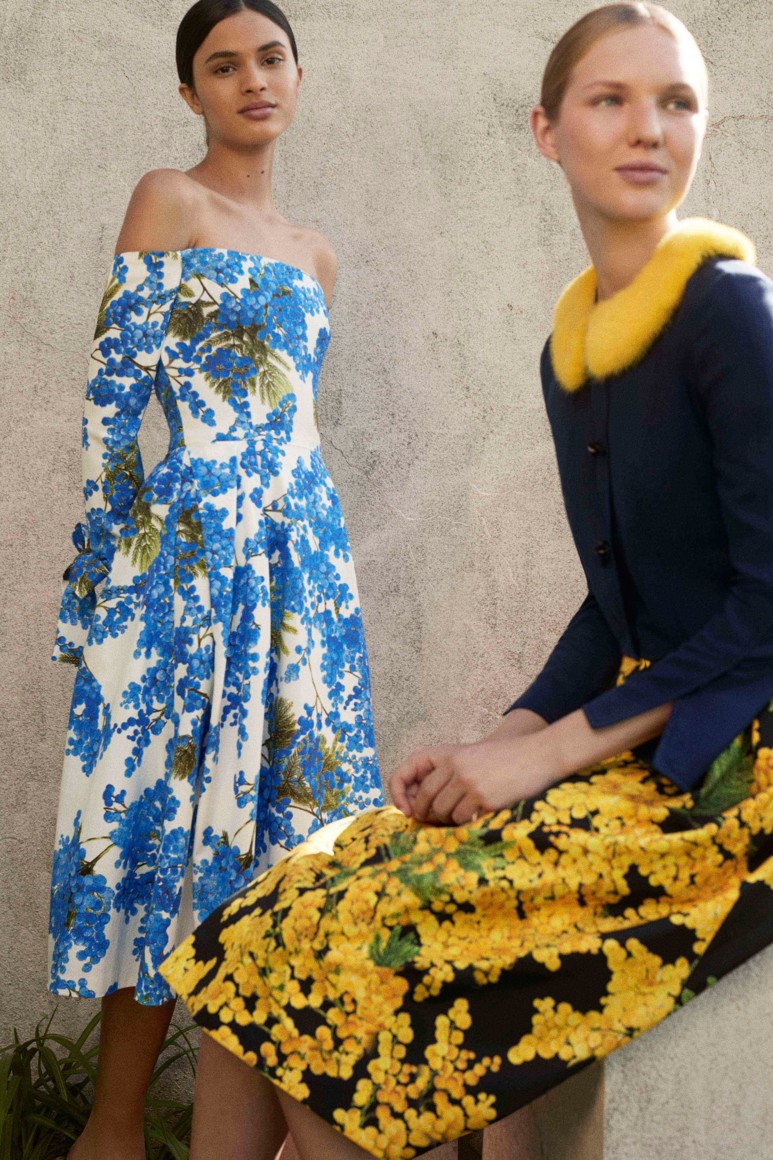 593915059140a - CAROLINA HERRERA RESORT 2018