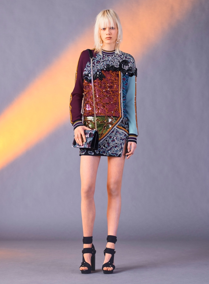 584ed3608d489 - VERSACE PRE-FALL 2017