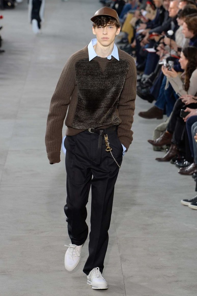 5880d951c55b2 - LOUIS VUITTON Menswear F/W 2017-2018