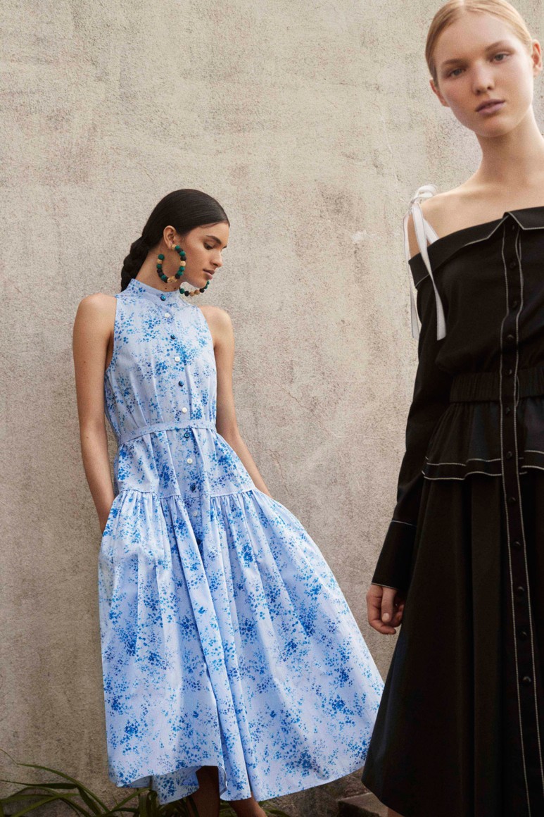 59391516e6617 - CAROLINA HERRERA RESORT 2018