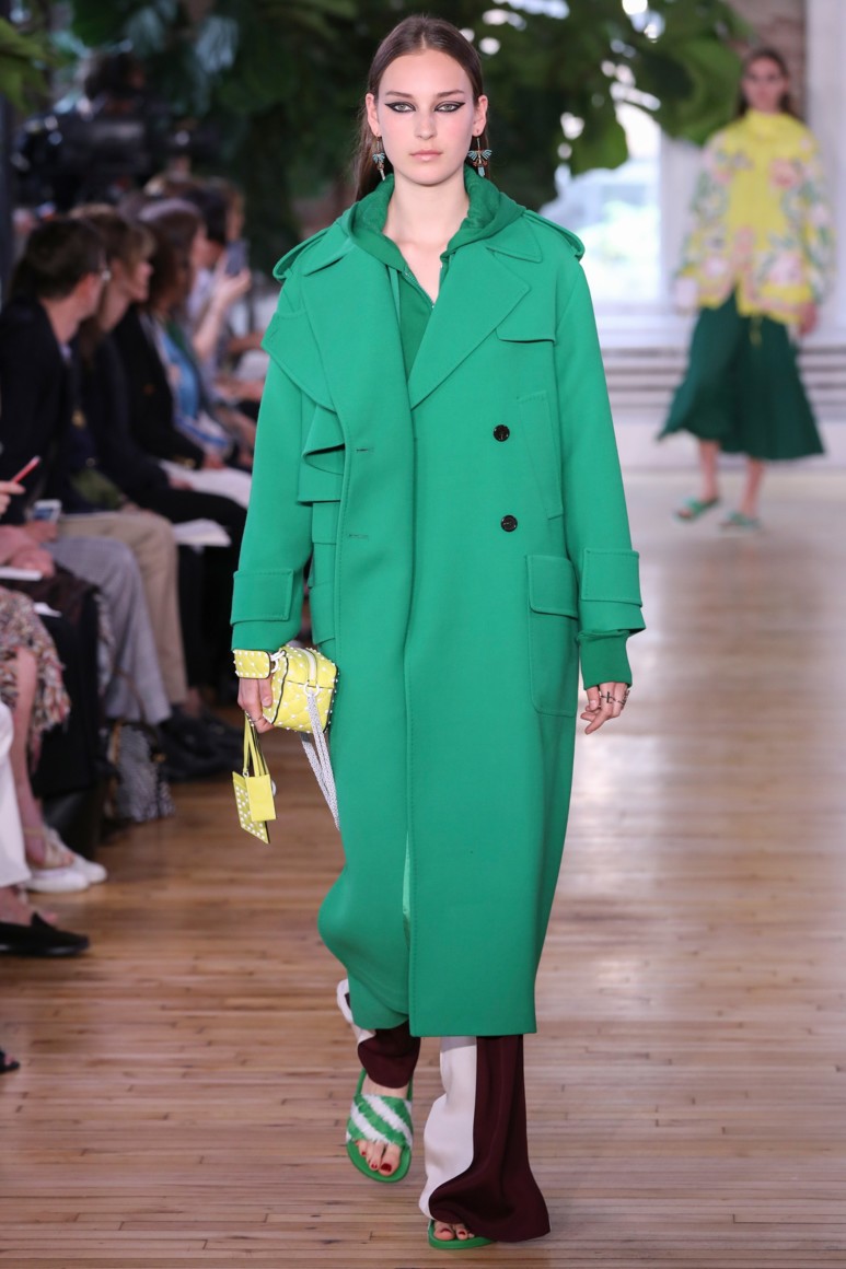 592560f4c368d - VALENTINO RESORT 2018