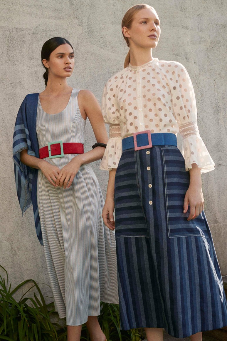 59391607e76e7 - CAROLINA HERRERA RESORT 2018