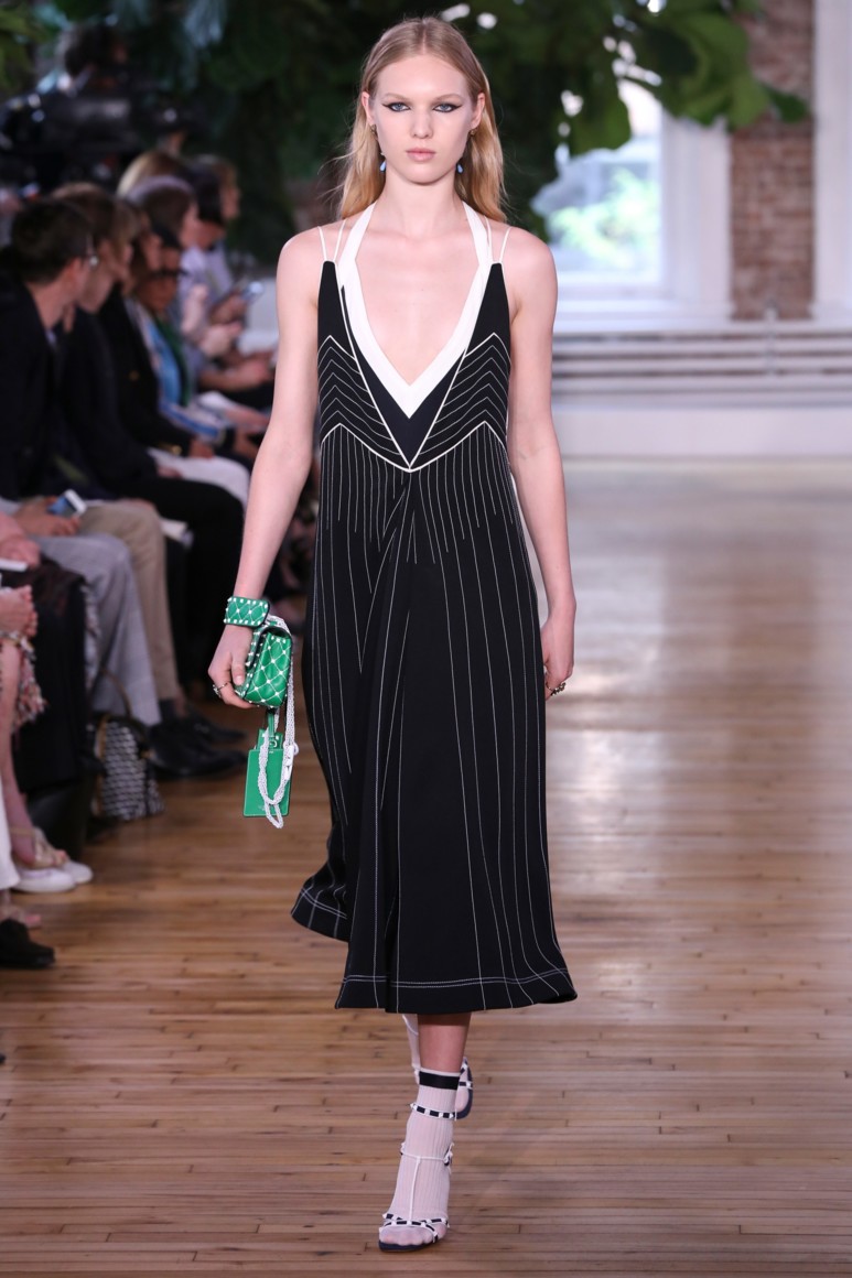 59256080be750 - VALENTINO RESORT 2018