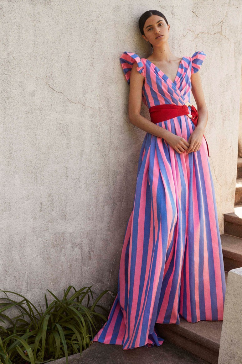 593915077b77f - CAROLINA HERRERA RESORT 2018