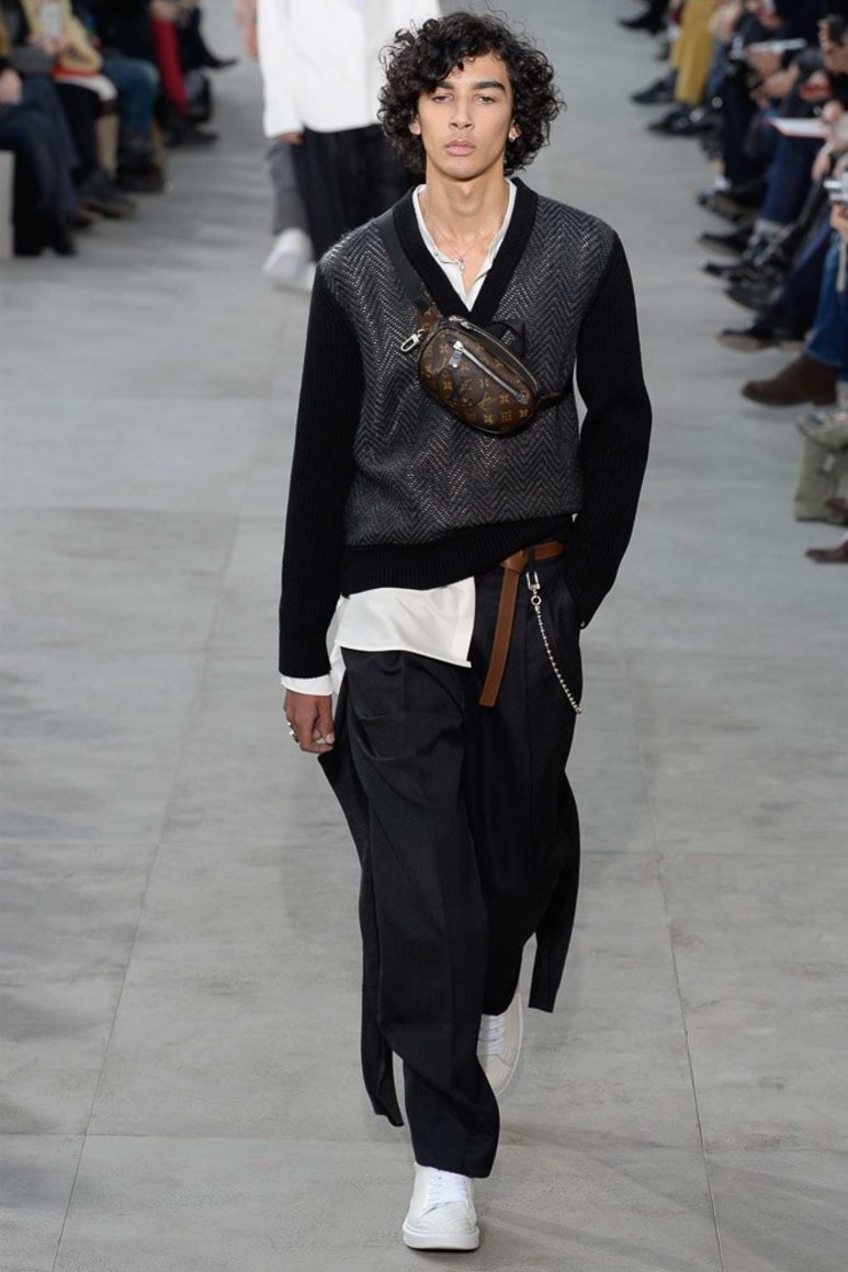 5880d9ee9e7bb - LOUIS VUITTON Menswear F/W 2017-2018