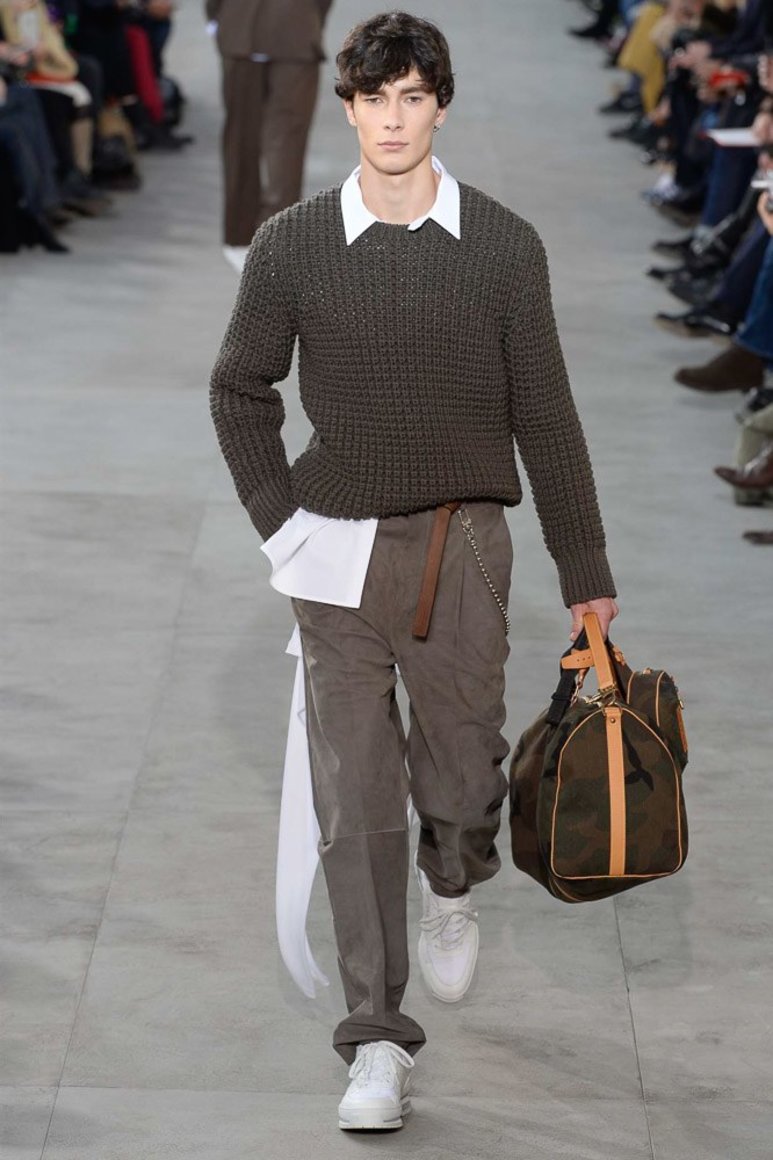 5880d9e7a287a - LOUIS VUITTON Menswear F/W 2017-2018