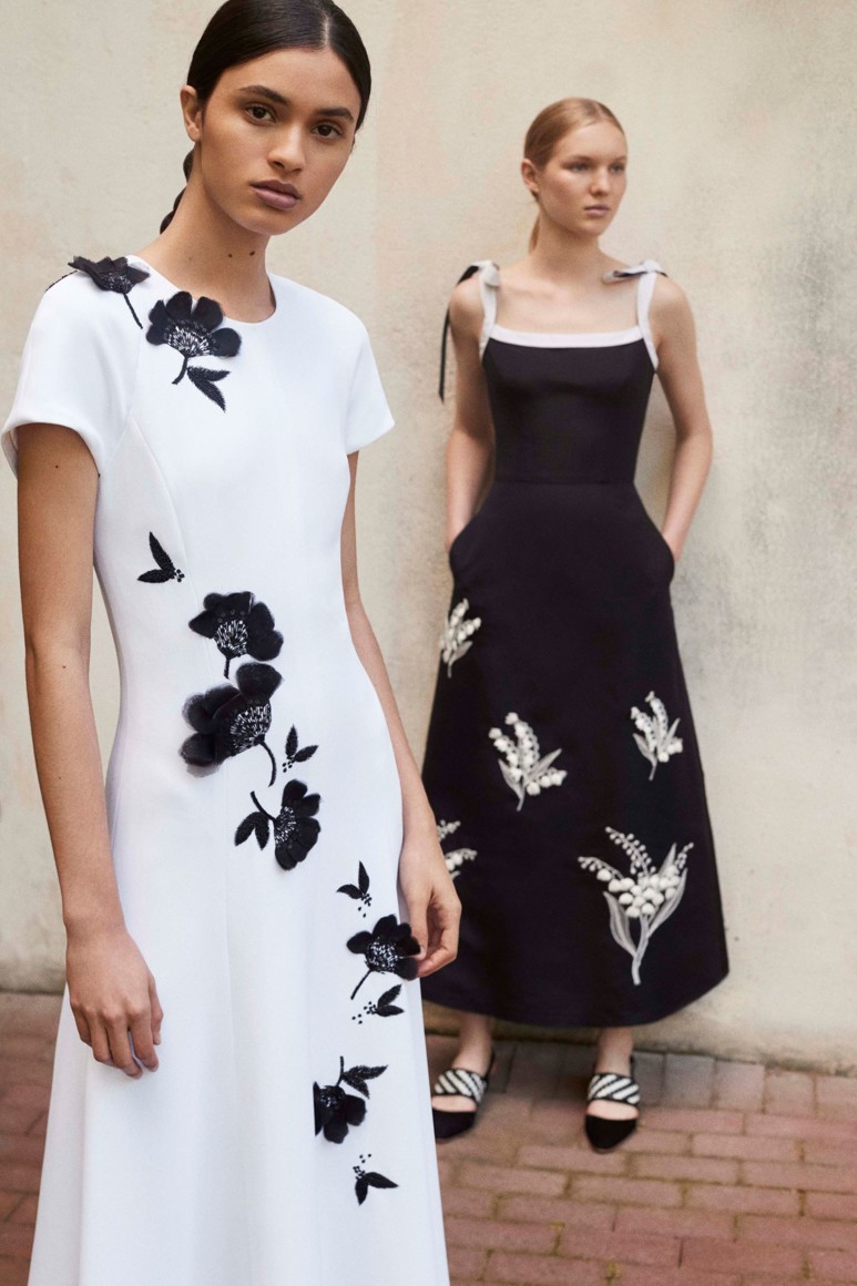 5939151610b1d - CAROLINA HERRERA RESORT 2018