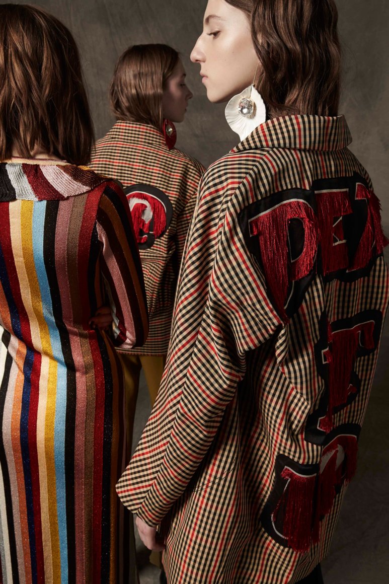 58768bcd8eb1e - Marco de Vincenzo Pre-Fall 2017