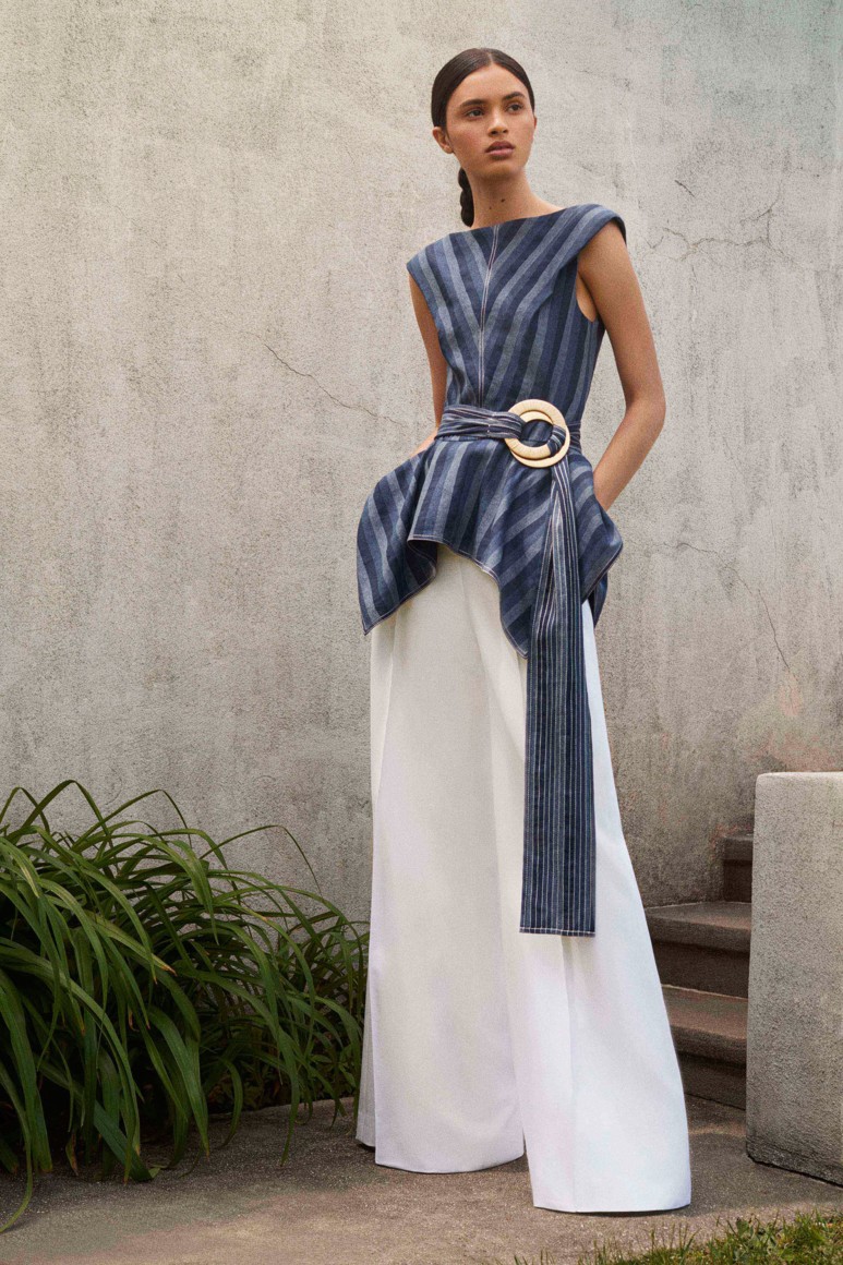 593916073fcaa - CAROLINA HERRERA RESORT 2018