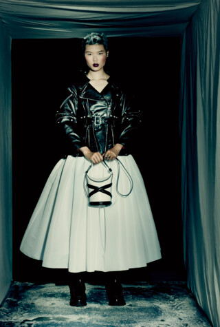 Alexander Mcqueen Vse Stati I Novosti S Alexander Mcqueen Vogue Ua