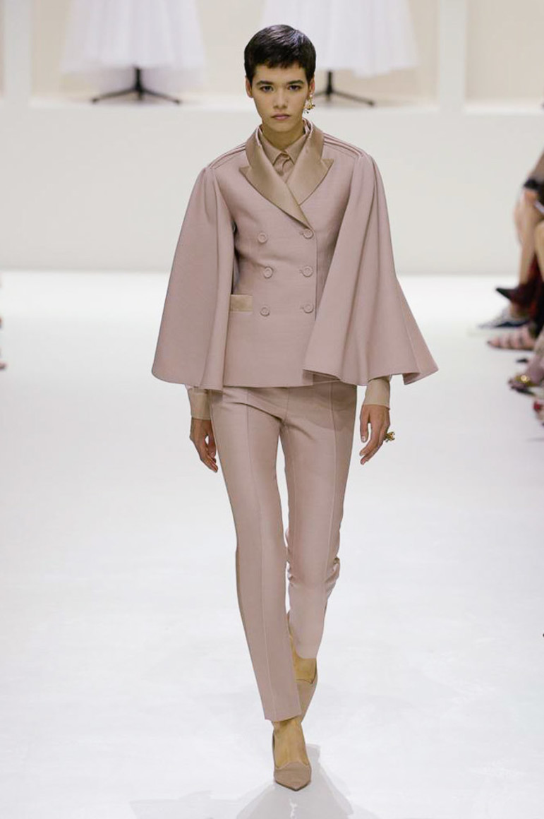 5b3a2ec85e1aa - Christian Dior Couture осень-зима 2018/2019