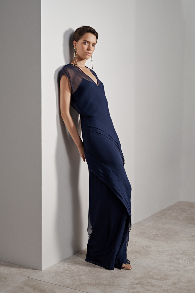 5b1fbd859c44d - Ralph Lauren Resort 2019: унесенные океаном