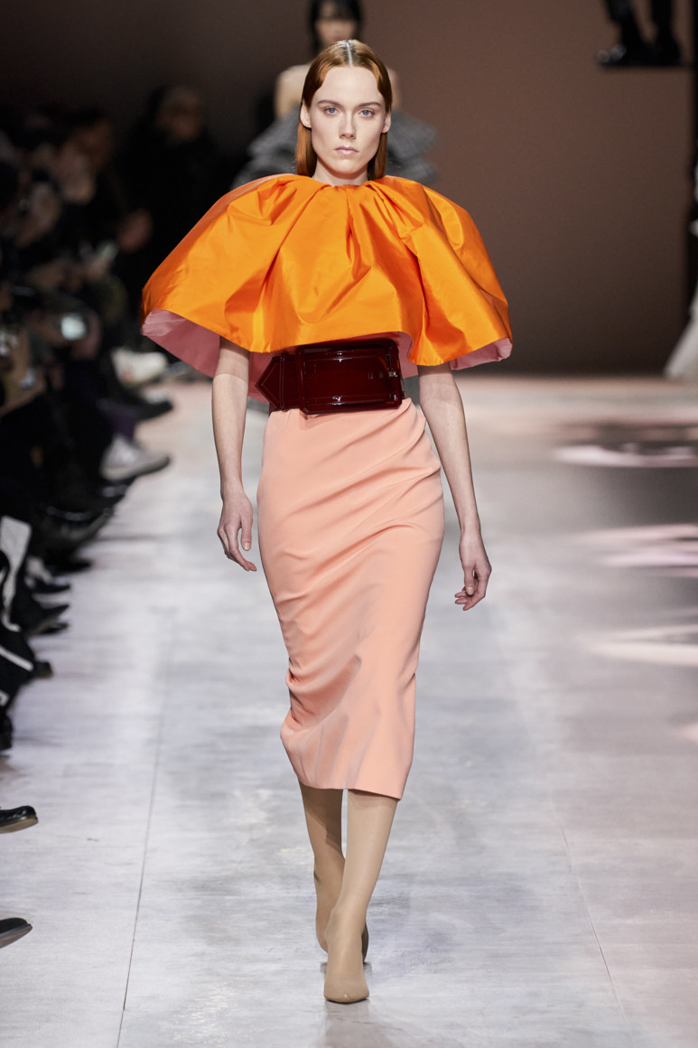 5e281d832762c - GIVENCHY COUTURE SPRING SUMMER 2020