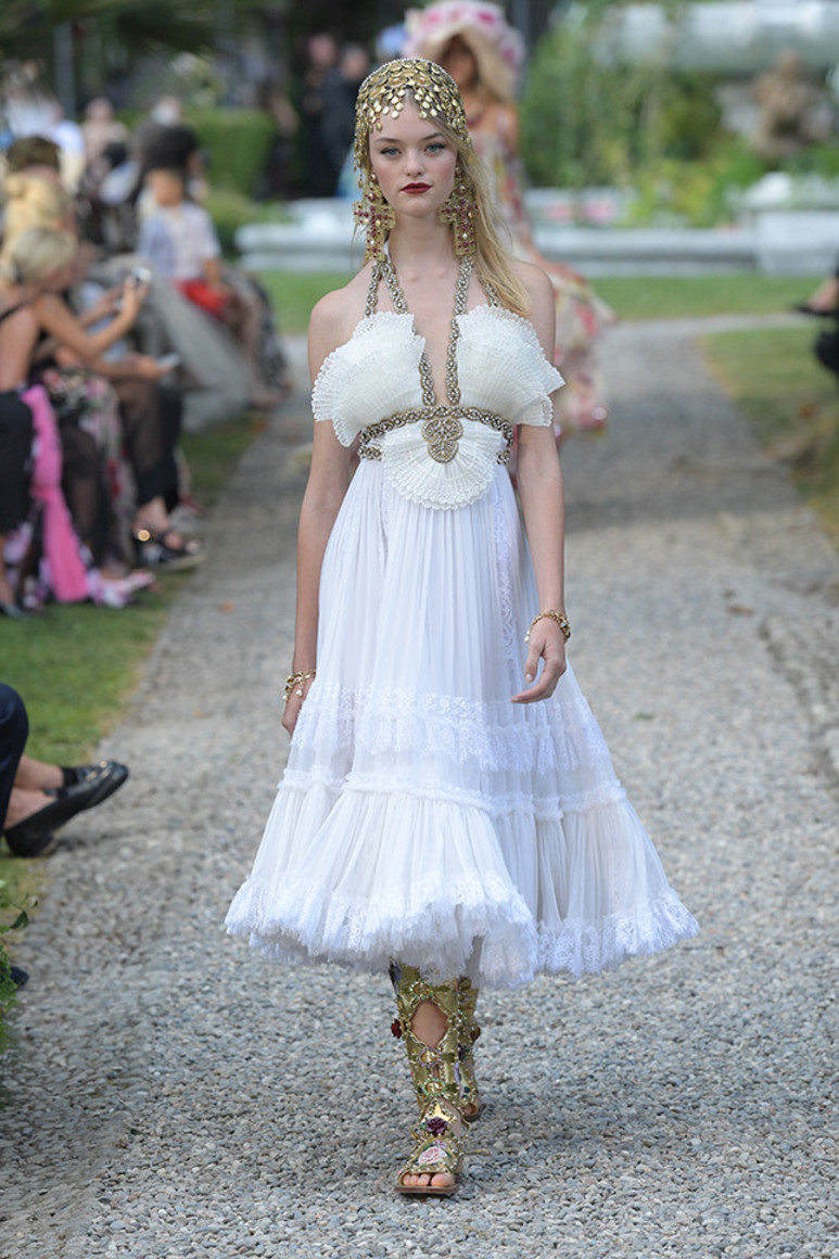 5b41d9302691c - Dolce&Gabbana Alta Moda: на романтичной волне