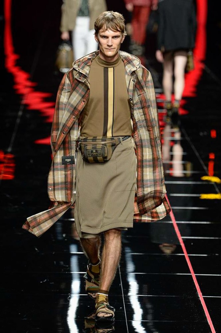 5b27b88a2ecb7 - FENDI MENSWEAR 2019
