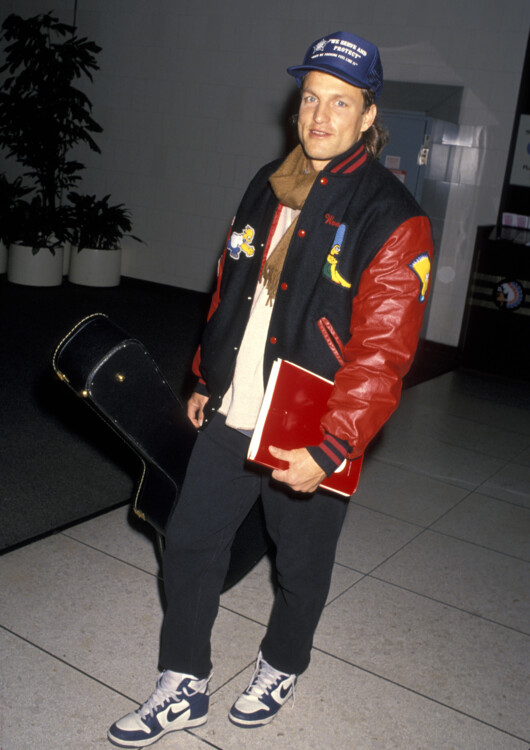 Вуді Гаррельсон у Міжнародному аеропорту Лос-Анджелеса, 1994