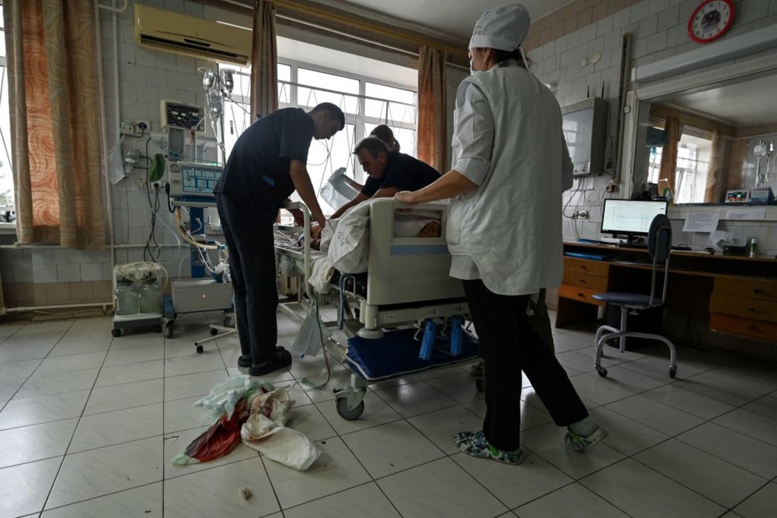 У Запорізькій обласній дитячій клінічній лікарні перебувають діти, які отримали важкі поранення під час обстрілів