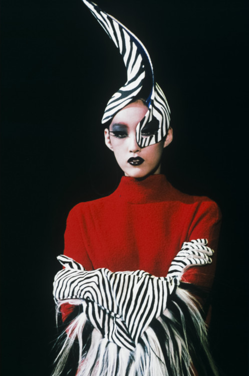 Thierry Mugler Haute Couture осень-зима 1997/1998