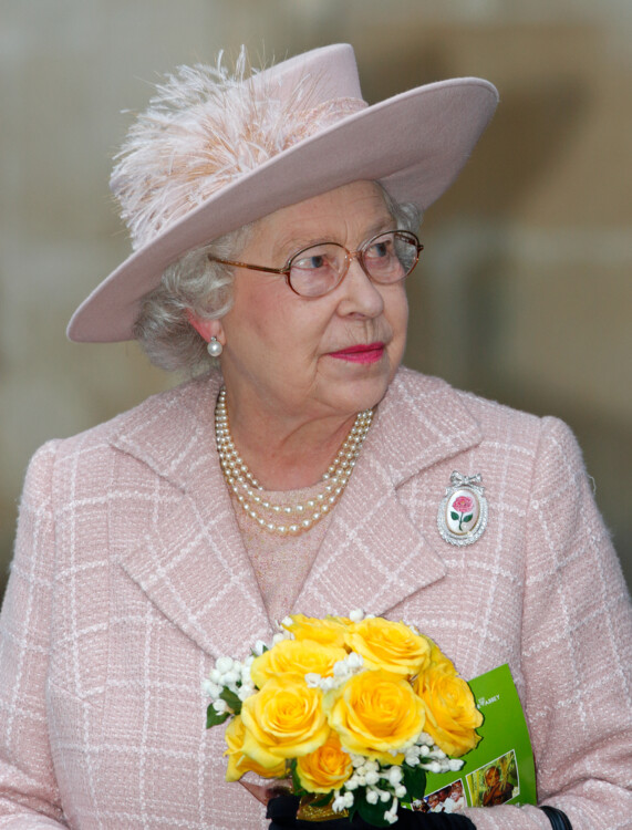 королева капелюшок фото