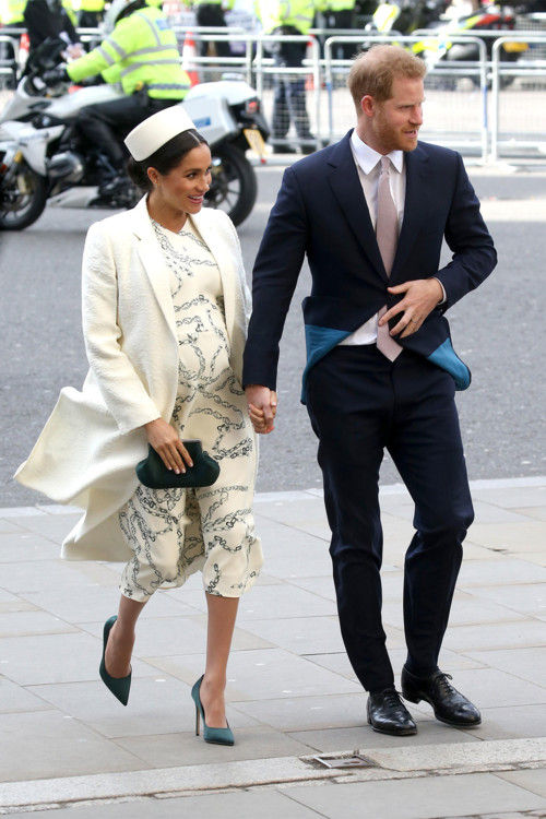 Принц Гарри и Меган Маркл история любви в фото Vogue