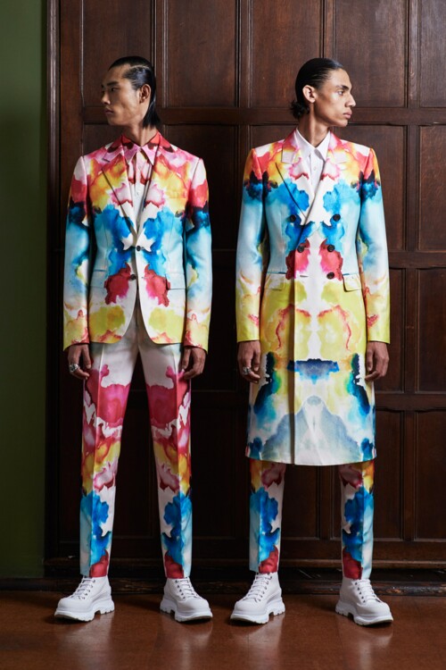 Принт tie-dye в мужских коллекциях весна-лето 2020 фото