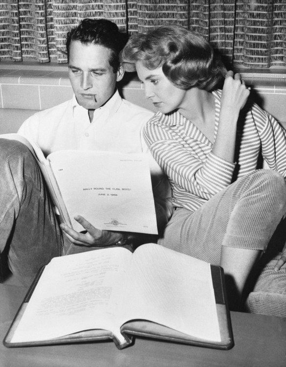 Пол Ньюман і його дружина Джоанн Вудворд за репетицією сценарію до нового фільму, 1958