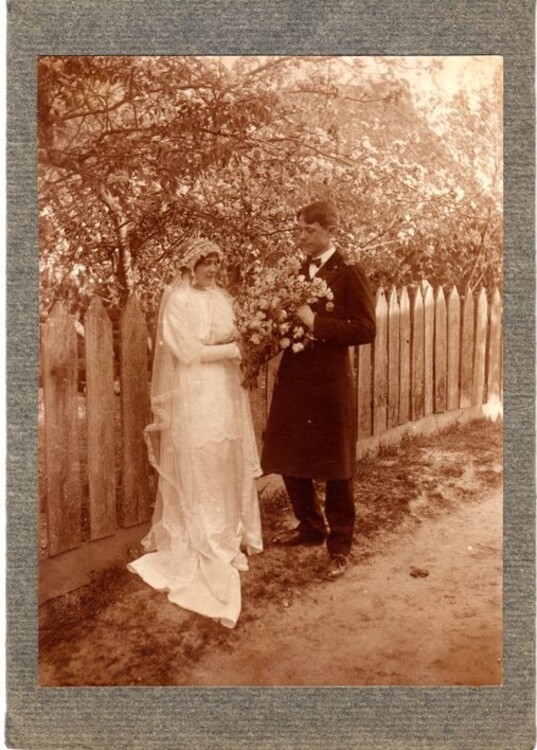 Як кияни вдягались на весілля 100 років тому фото