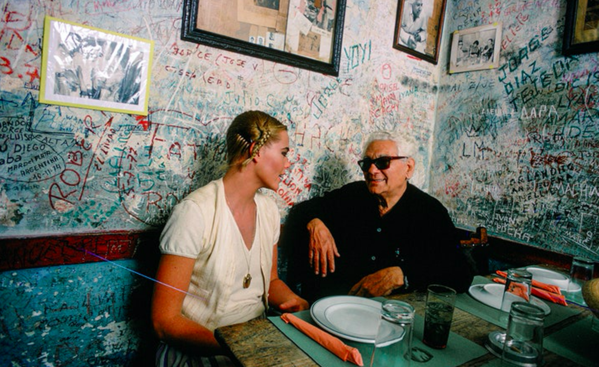 Марго Хемингуэй и Анхель Мартинес, владелиц кафе La Bodeguita del Medio в Гаване в 1978 году