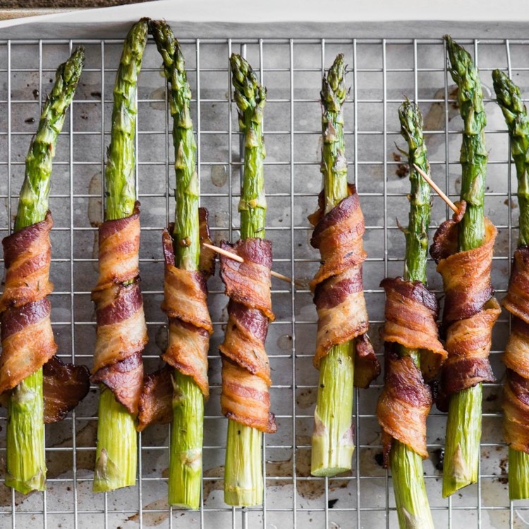 Спаржа, обсмажена в беконі @krissy_selfproclaimedfoodie