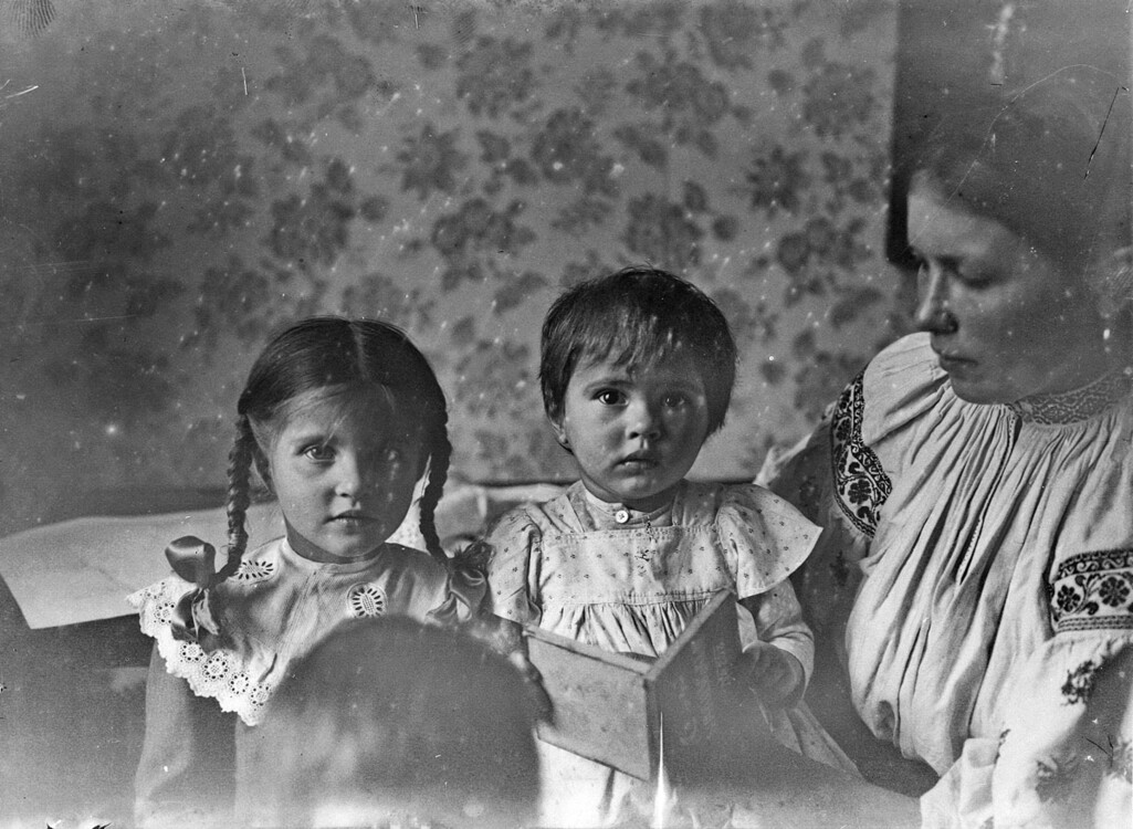 як виглядали та як вдягались київські діти 100 років тому фото