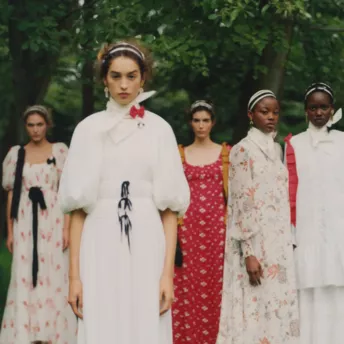 Тиждень моди в Лондоні: нові колекції Victoria Beckham, Erdem і Simone Rocha