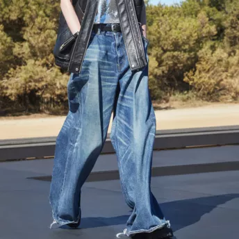 Мешковатые джинсы — модный хит 2022 года