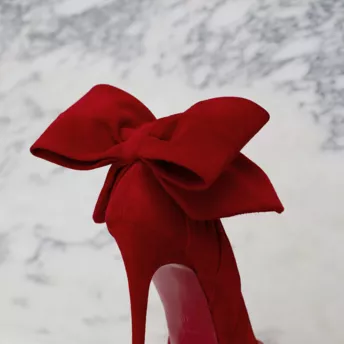 Різдвяна колекція взуття Christian Louboutin