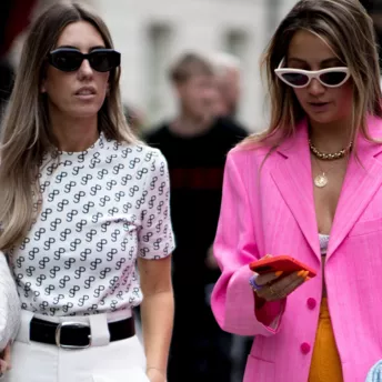 Streetstyle: як одягаються гості на Тижні моди в Лондоні