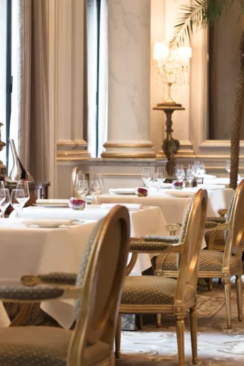 Обладателями пяти звезд Мишлен снова стали рестораны отеля Four Seasons Hotel George V Paris