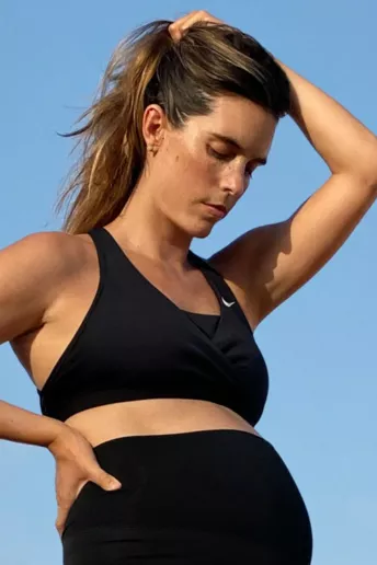 Nike представив свою першу колекцію для вагітних
