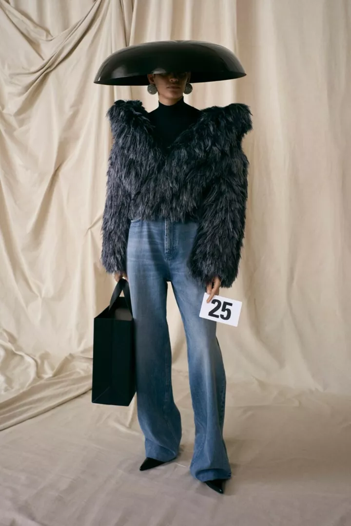 Balenciaga Couture осень-зима 2021/2022