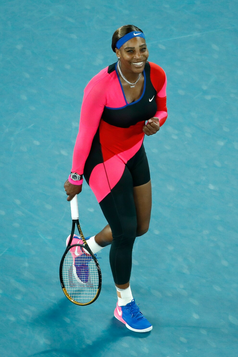 Серена Вільямс в асиметричному вбранні Nike на Australian Open у 2021 році