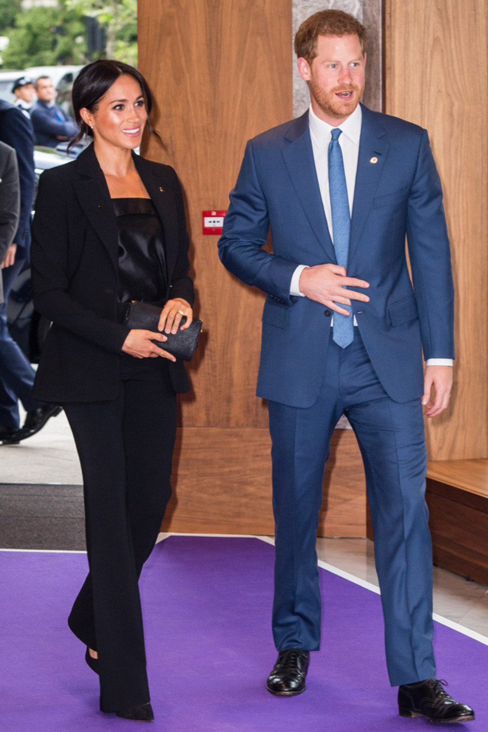 Меган Маркл и принц Гарри посетили The WellChild Awards | Vogue ...