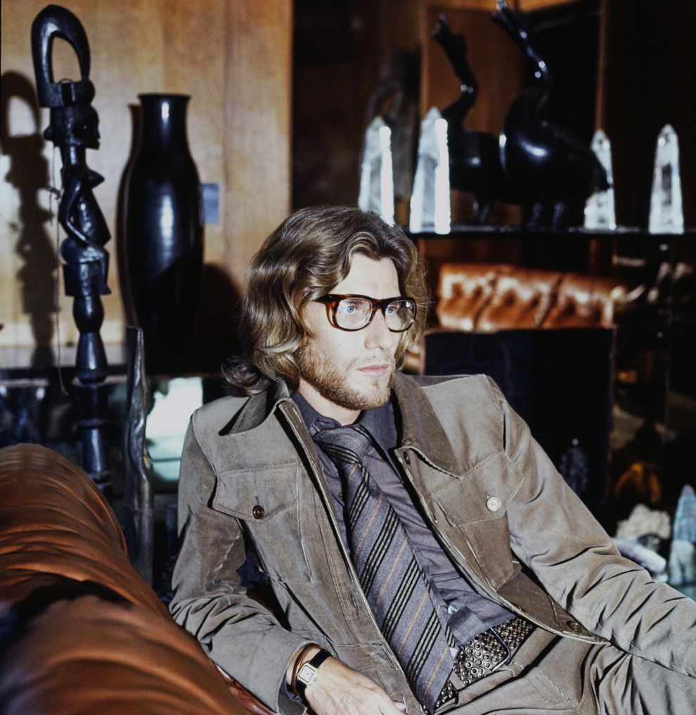 Ив Сен-Лоран в своем доме в Париже, Vogue, 1971