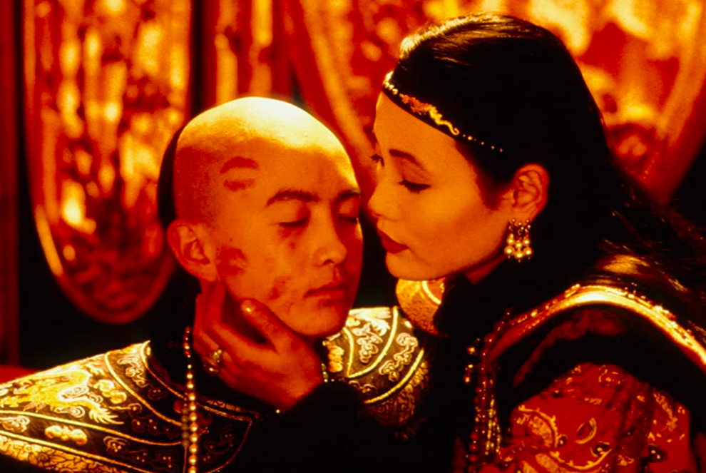 Тао У и Джоан Чэнь в фильме «Последний император», 1987