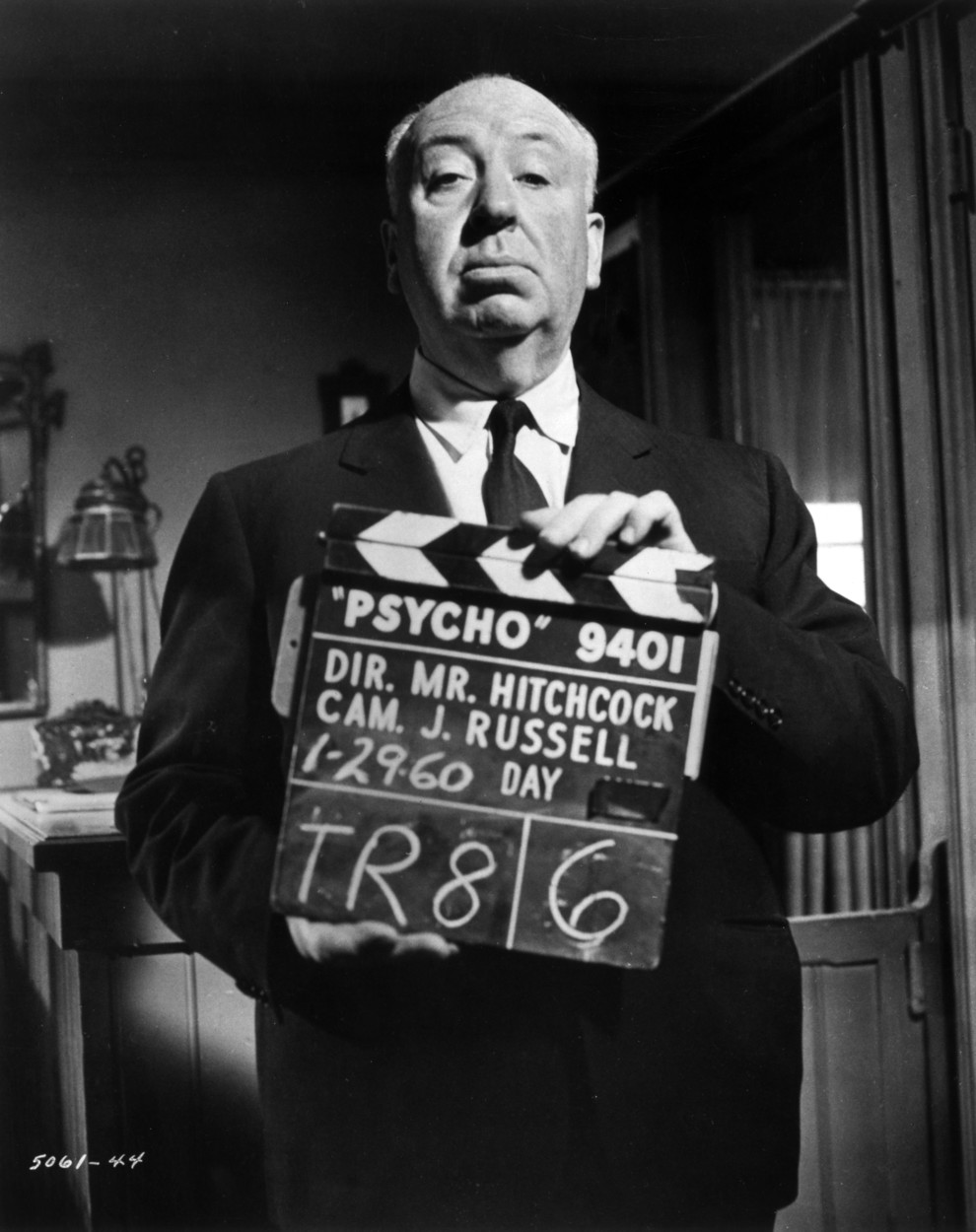 Альфред Гічкок на знімальному майданчику фільму «Психо», 1960