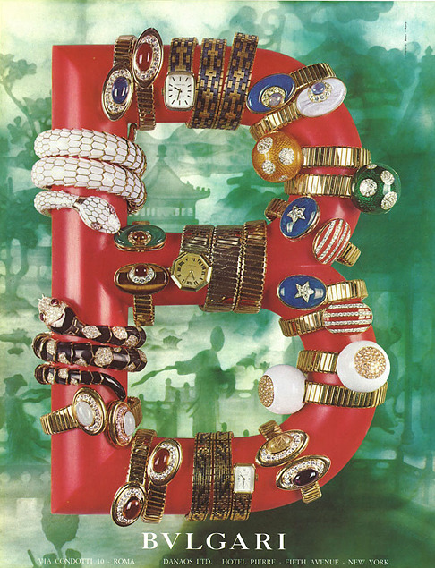 Рекламная кампания Bvlgari 1970-х годов с браслетами-змеями, покрытыми эмалью, и часами Tubogas
